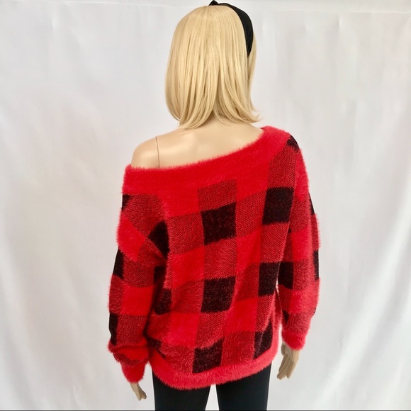 🔥NWT Express Red & Black Off-The-Shoulder Sweater - Picture 4 of 8